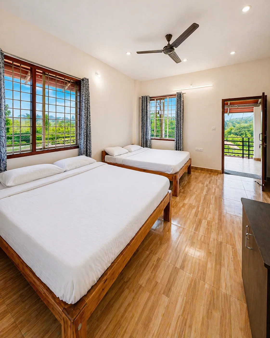 4-Pax Family Suite